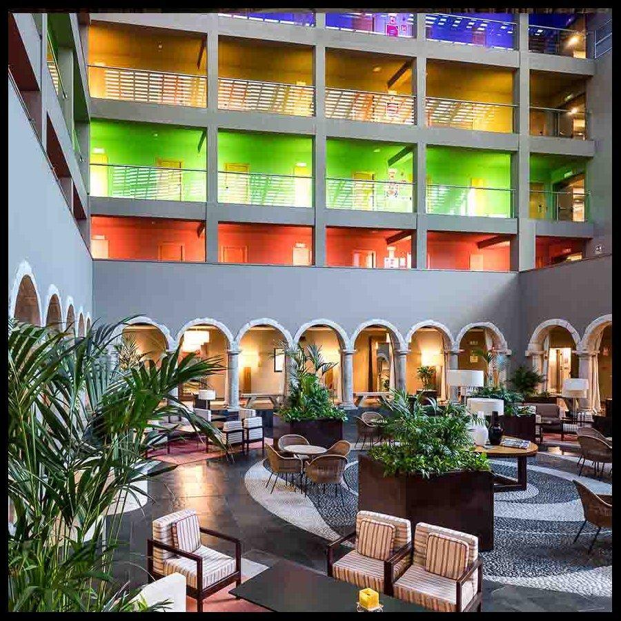 Parador De Сео-де-Уржель Экстерьер фото